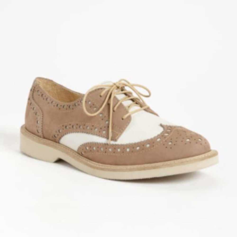 Halogen Lindy Tan and White Oxfords Size 8.5